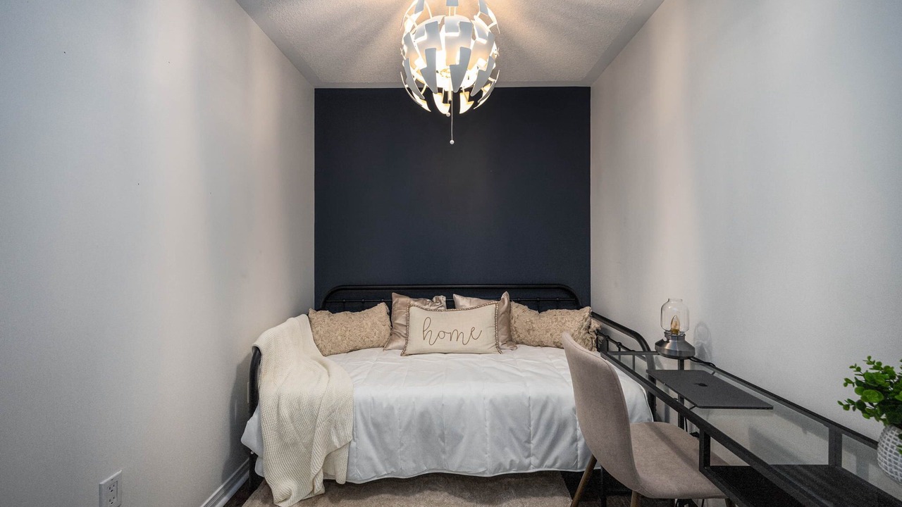 Photo of Bedroom in Bay Cloverhill