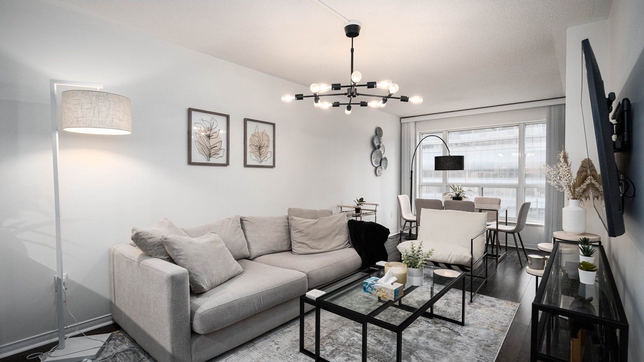 Photo of Livingroom in Bay Cloverhill