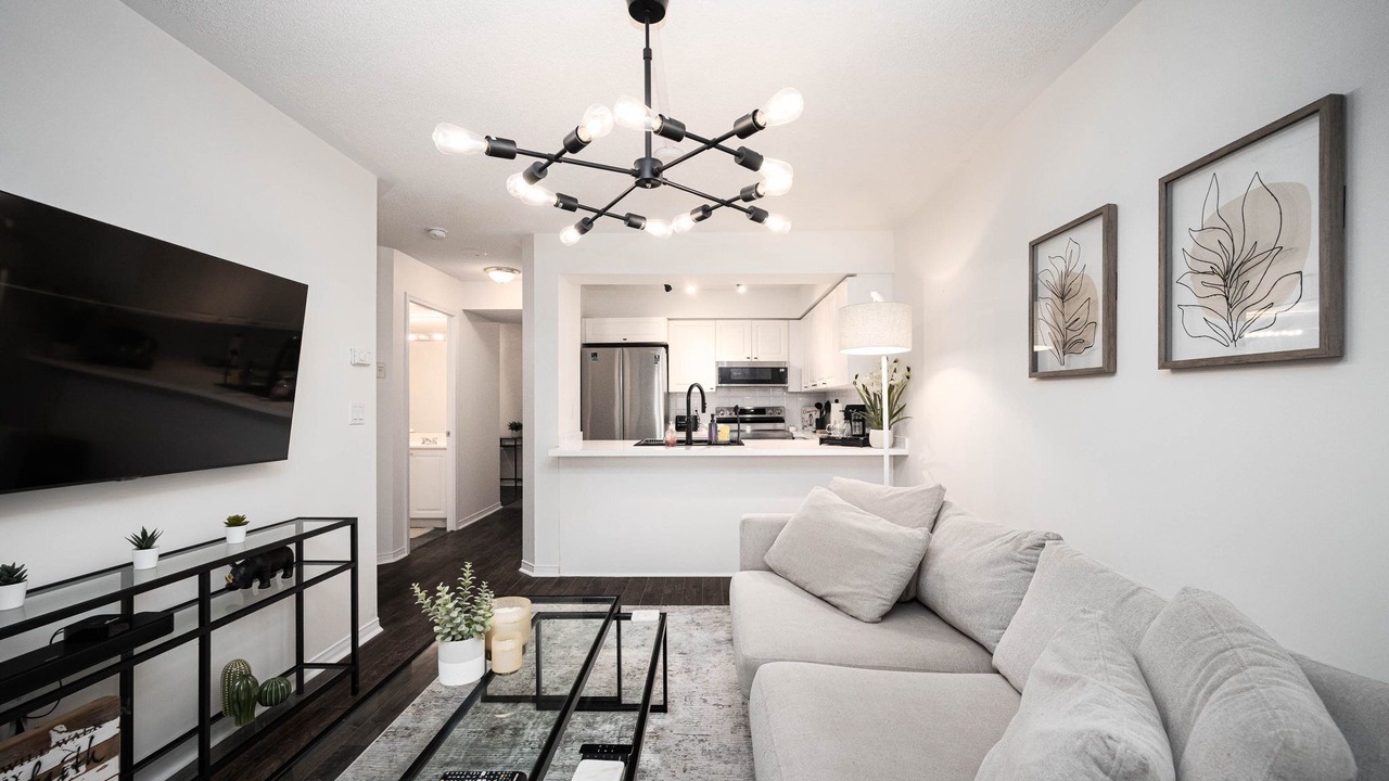 Photo of Livingroom in Bay Cloverhill