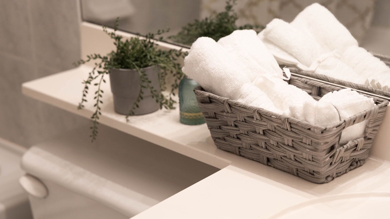 Photo of Bathroom in Bay Cloverhill
