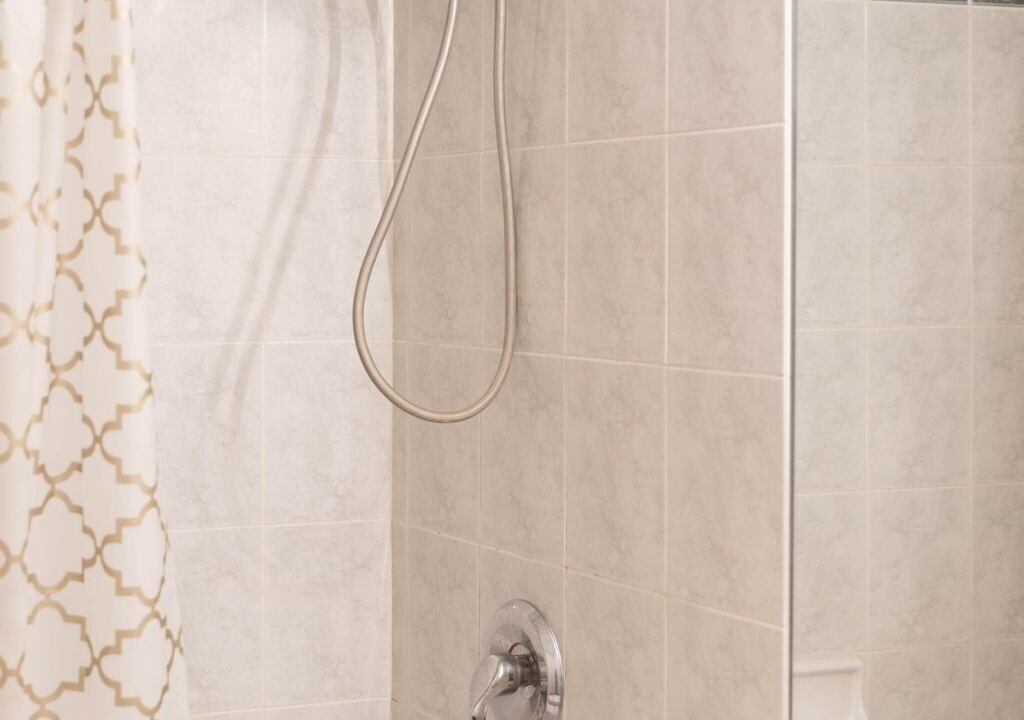 Photo of Bathroom in Bay Cloverhill