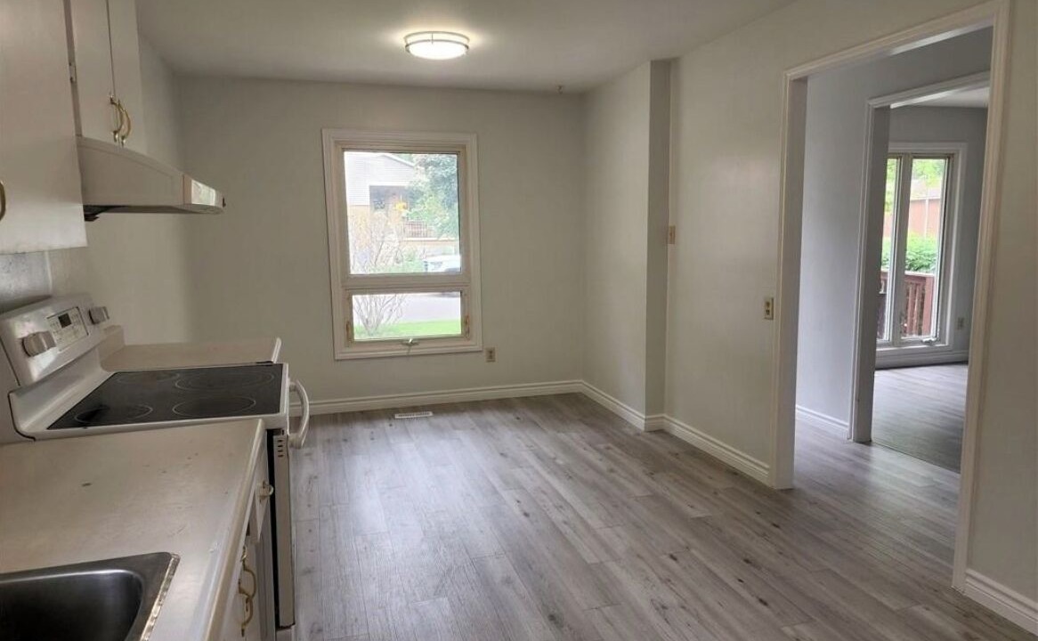 Photo of Kitchen in White Oaks