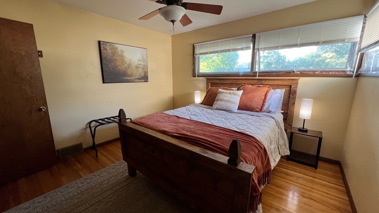 Photo of Bedroom in Kenwood