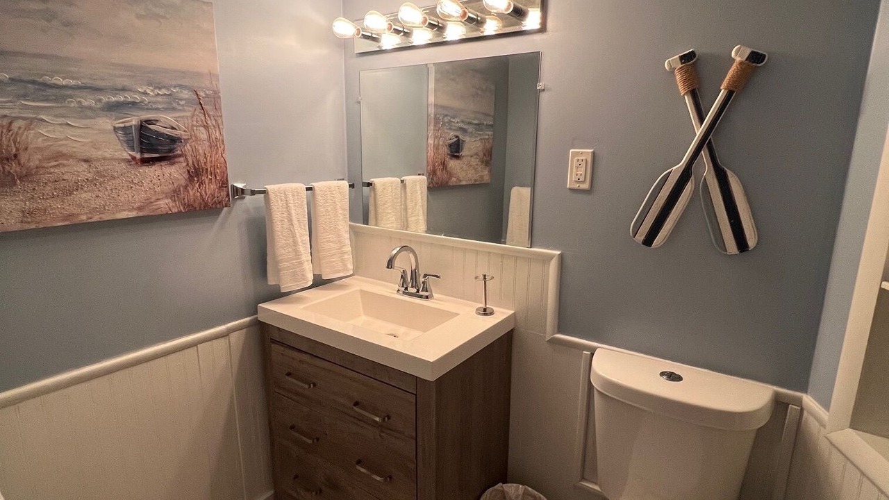 Photo of Bathroom in Kenwood