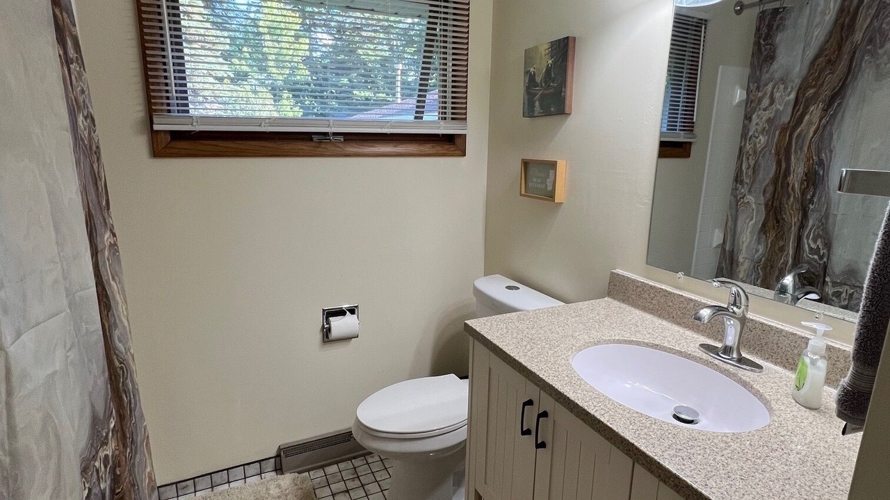 Photo of Bathroom in Kenwood