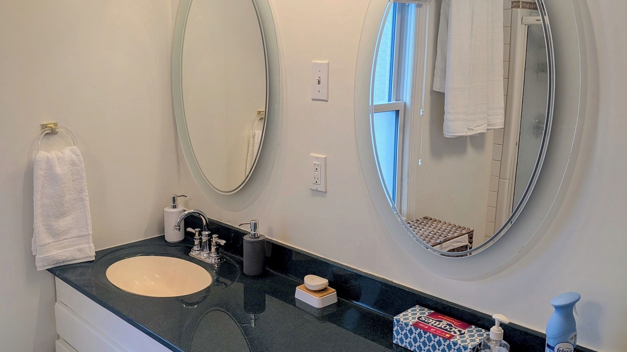 Photo of Bathroom in Port Stanley