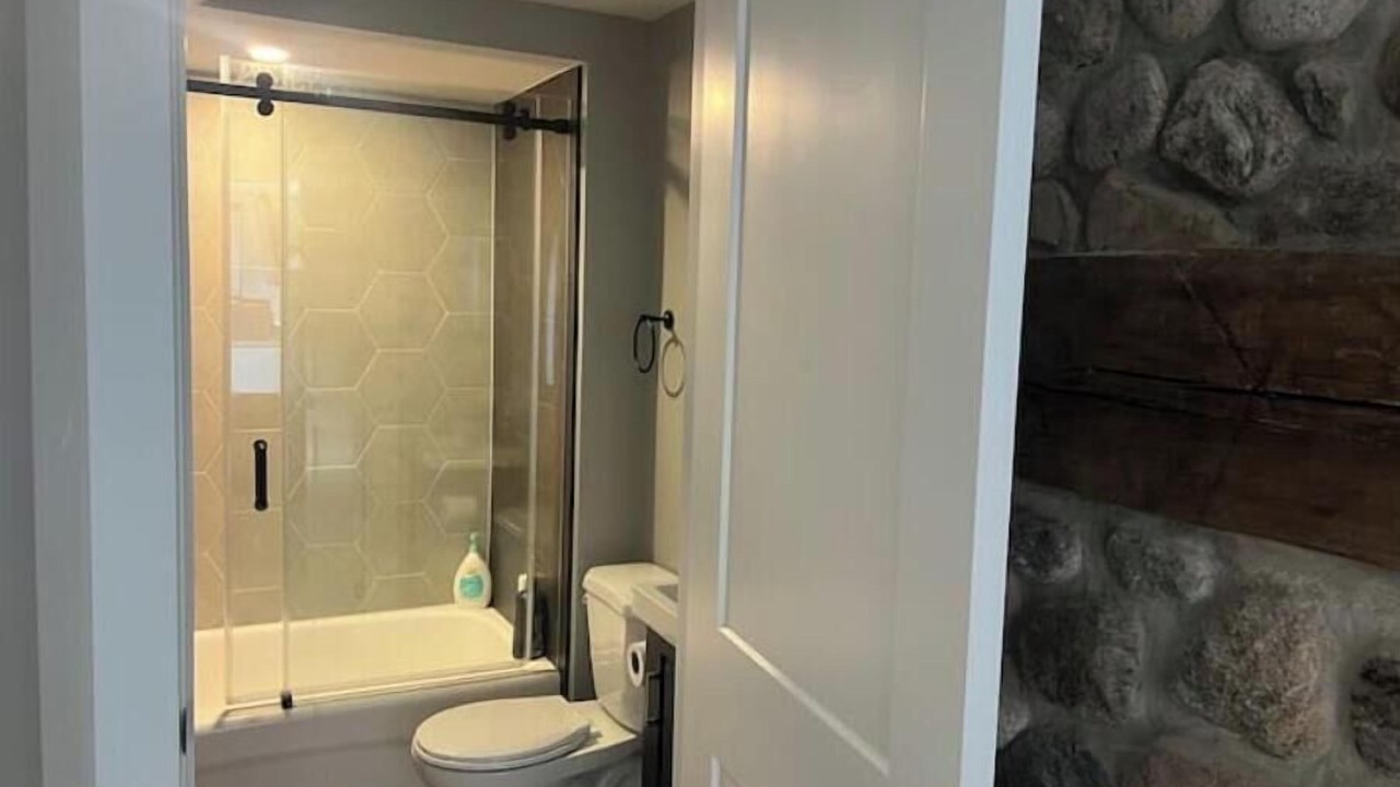 Photo of Bathroom in Caledon