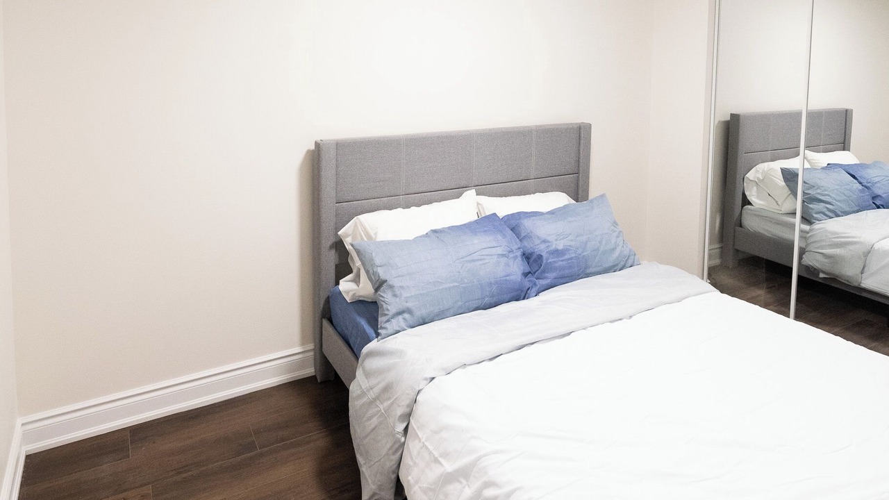 Photo of Bedroom in Oakville