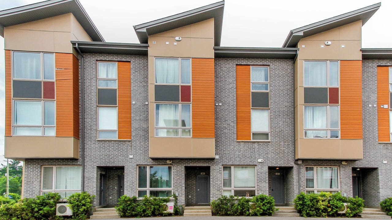 Photo of Outdoor in Ottawa Division