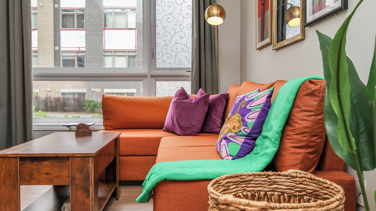 Photo of Livingroom in Ottawa Division
