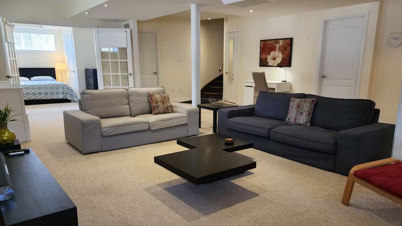 Photo of Livingroom in Richmond Hill