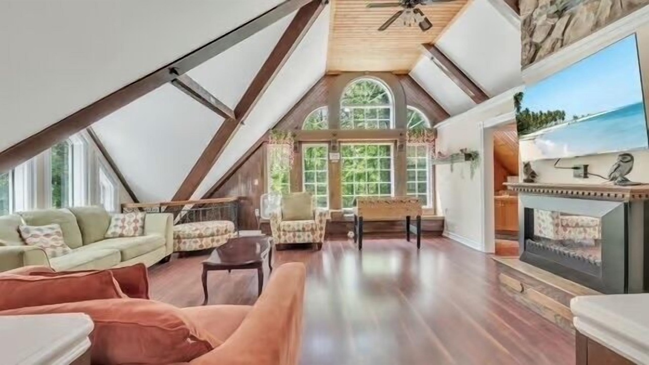 Photo of Livingroom in Stirling