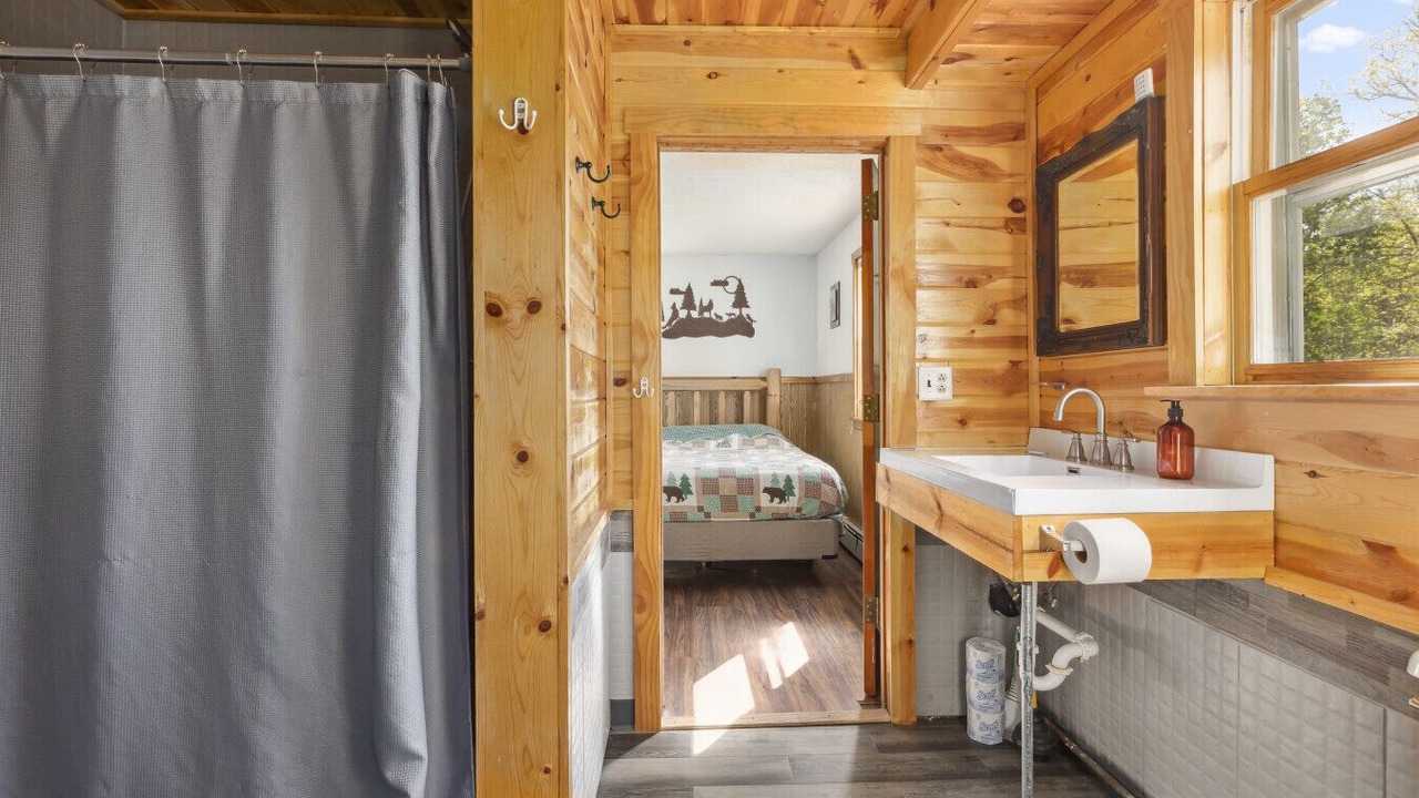 Photo of Bathroom in Emily