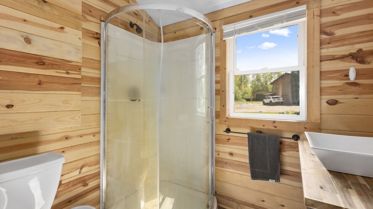 Photo of Bathroom in Emily