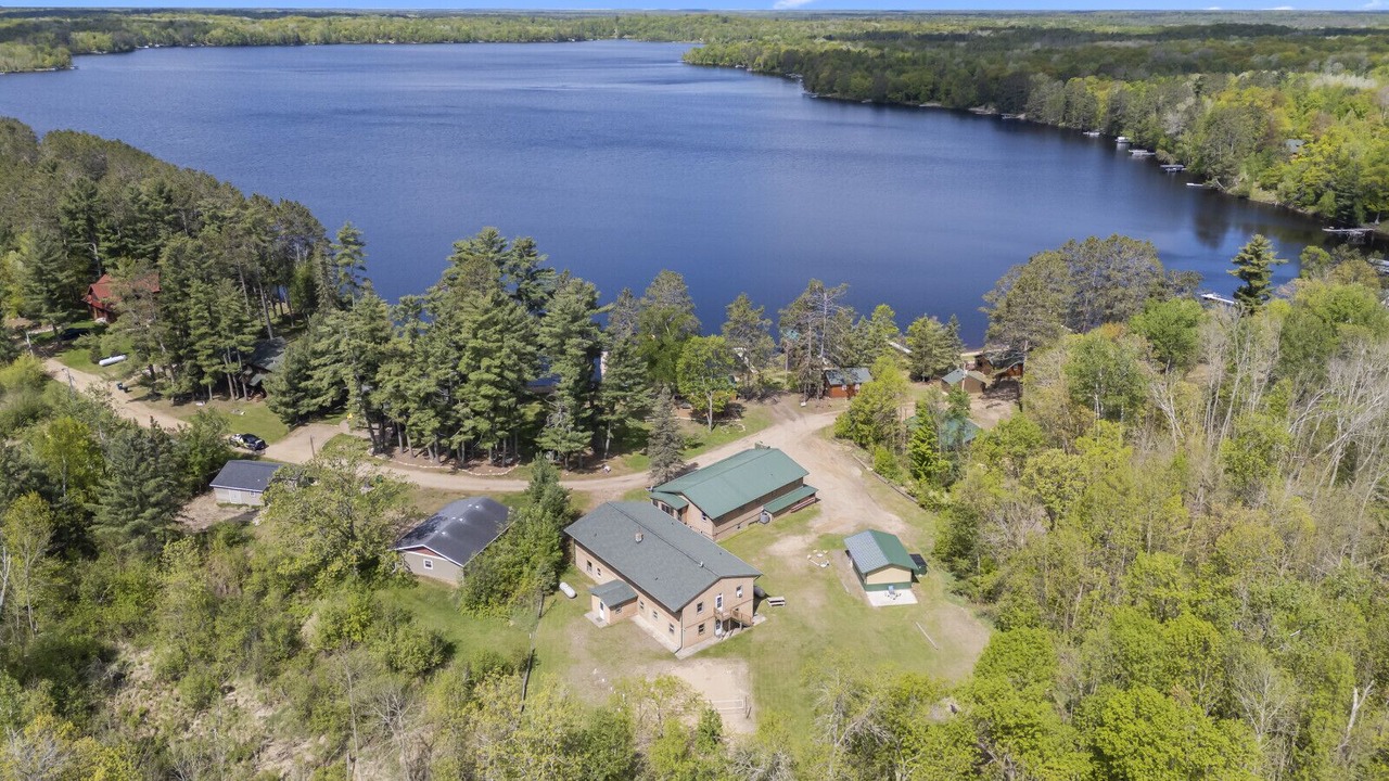Photo of Outdoor in Emily