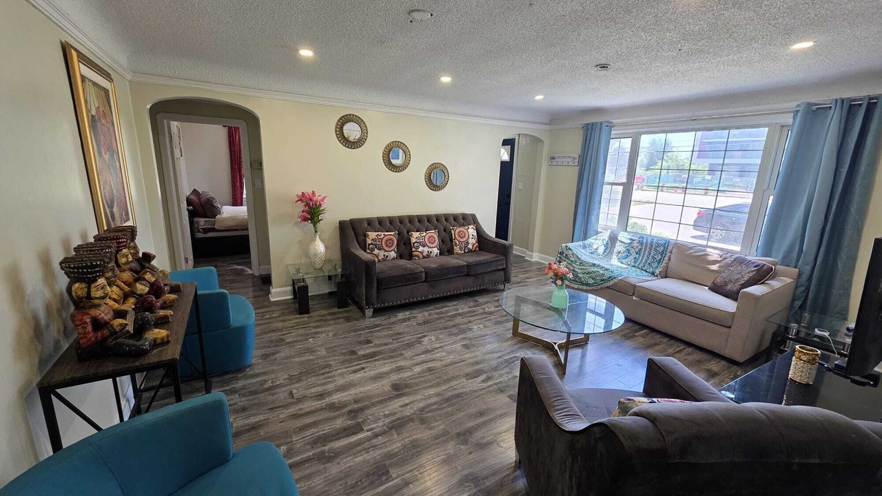 Photo of Livingroom in Courtice