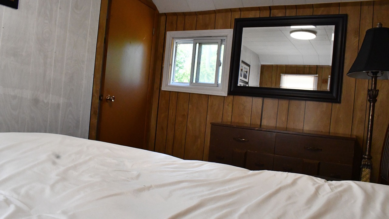 Photo of Bedroom in Sauble Beach