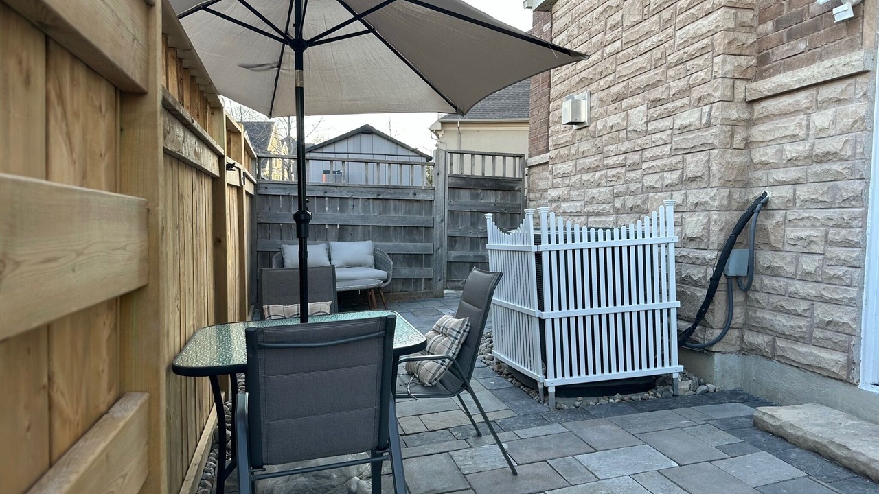 Photo of Outdoor in Markham
