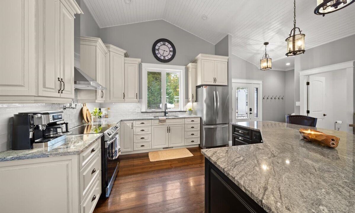 Photo of Kitchen in Whitewater Region