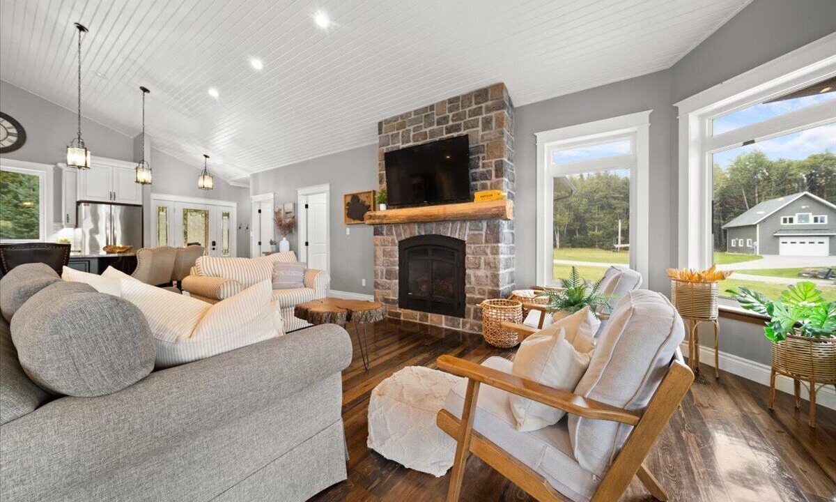 Photo of Livingroom in Whitewater Region