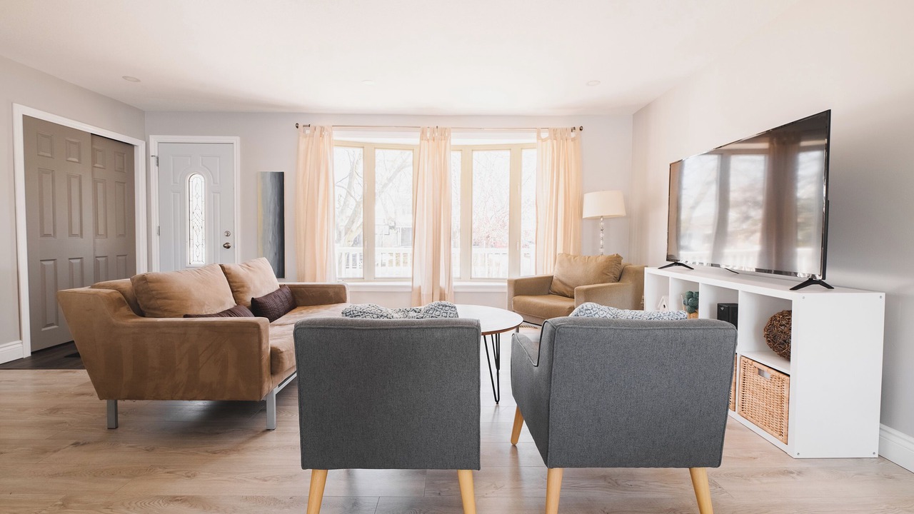 Photo of Livingroom in Sarnia