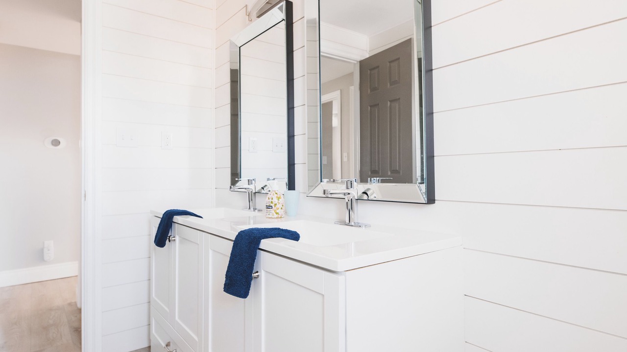 Photo of Bathroom in Sarnia