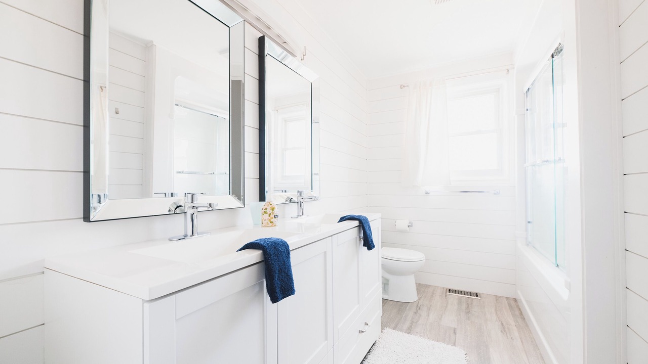 Photo of Bathroom in Sarnia