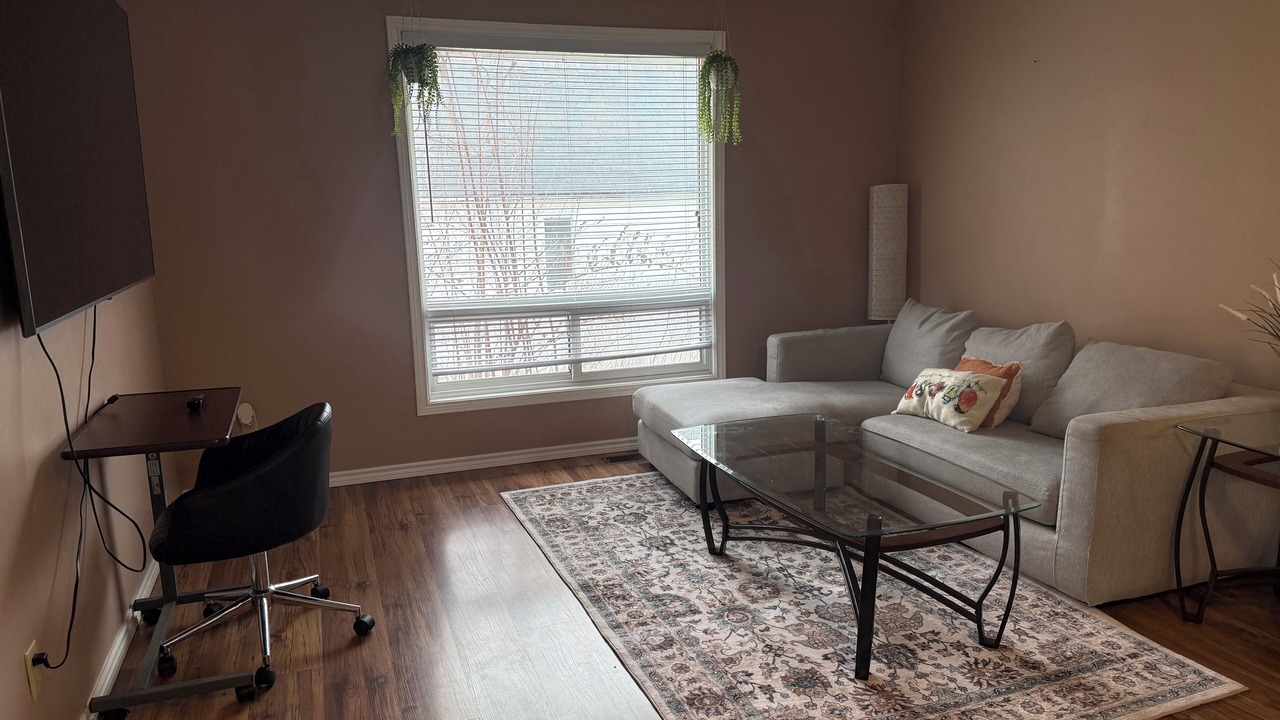 Photo of Livingroom in Chatham-Kent