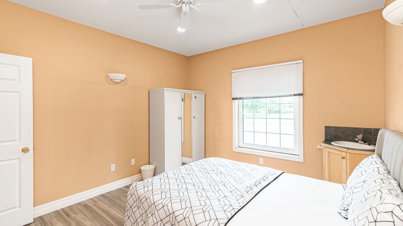 Photo of Bedroom in Hamilton