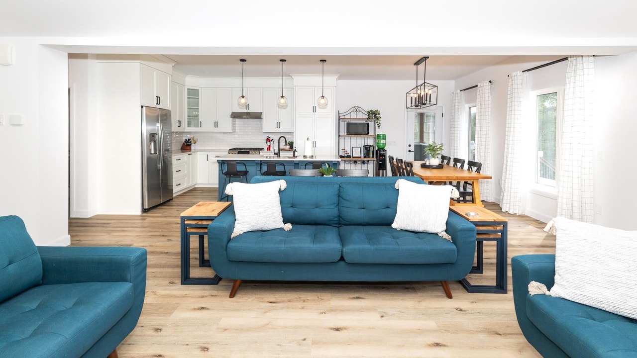 Photo of Livingroom in Haliburton