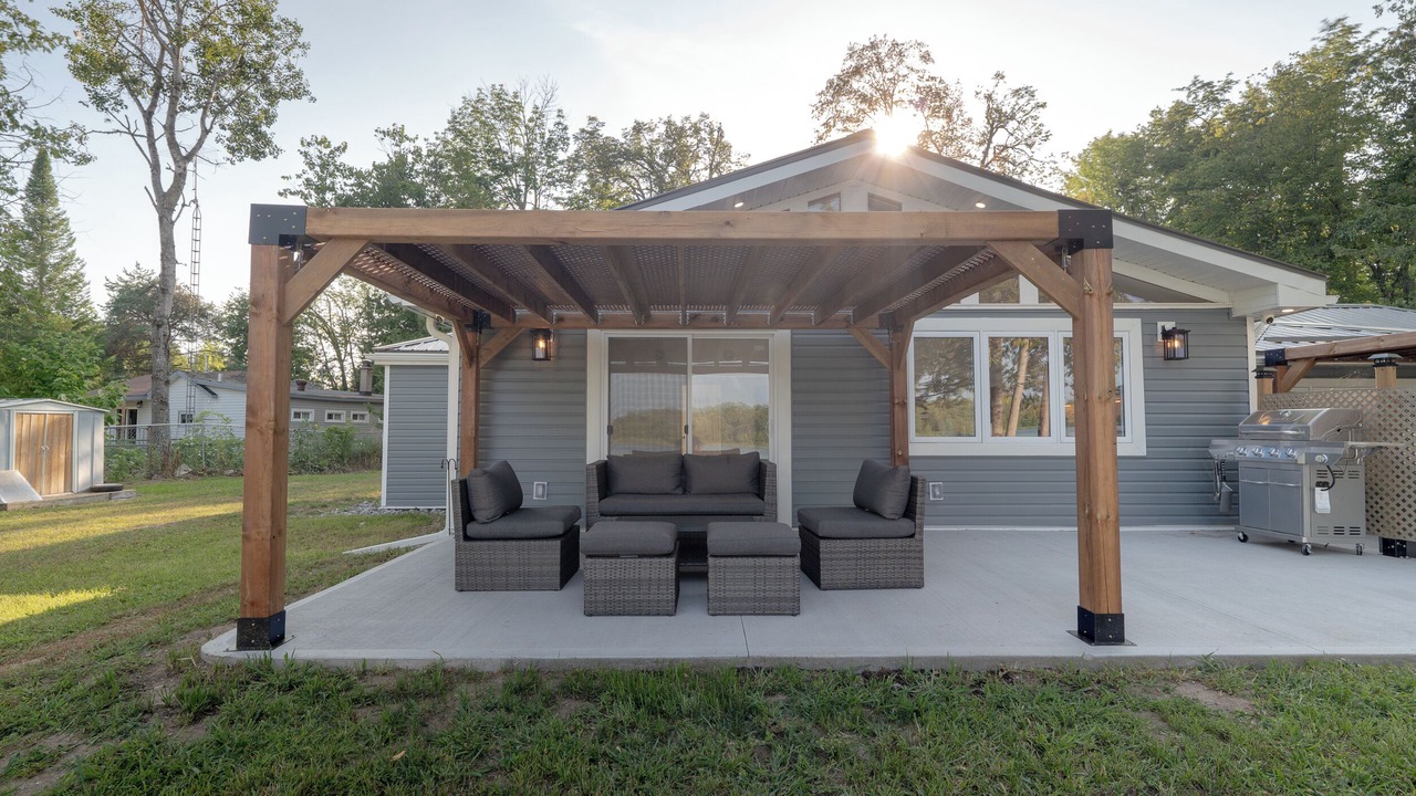 Photo of Patio Balcony in Trent Hills