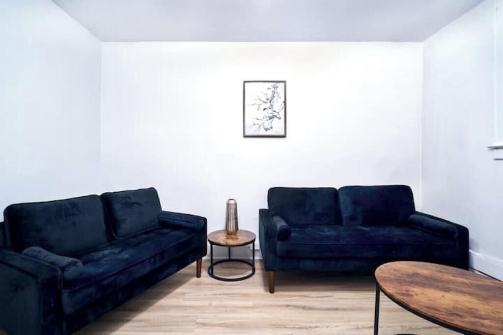 Photo of Livingroom in Bridgeview