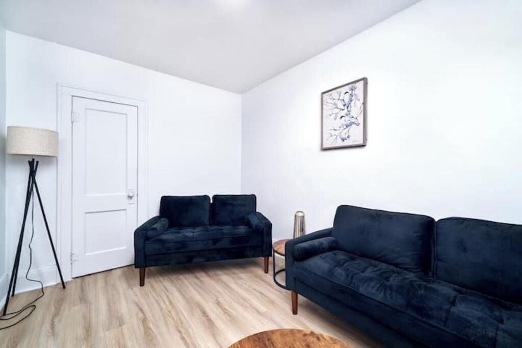 Photo of Livingroom in Bridgeview