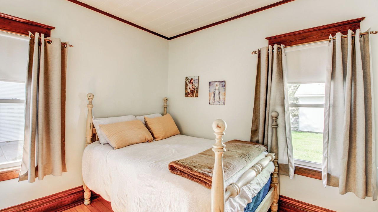 Photo of Bedroom in Little Falls