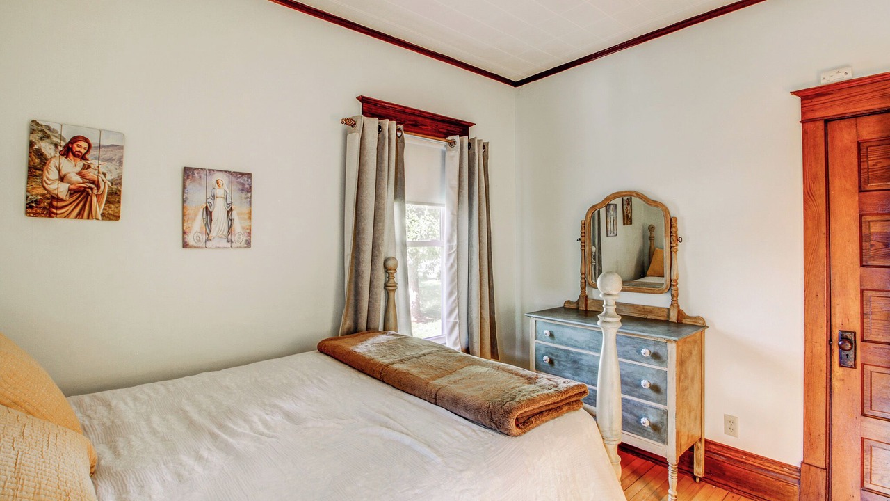 Photo of Bedroom in Little Falls