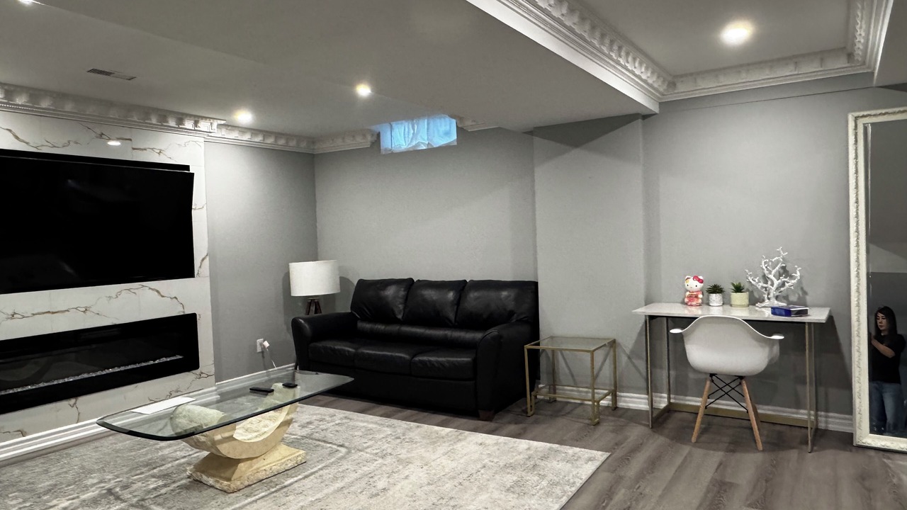 Photo of Livingroom in Markham