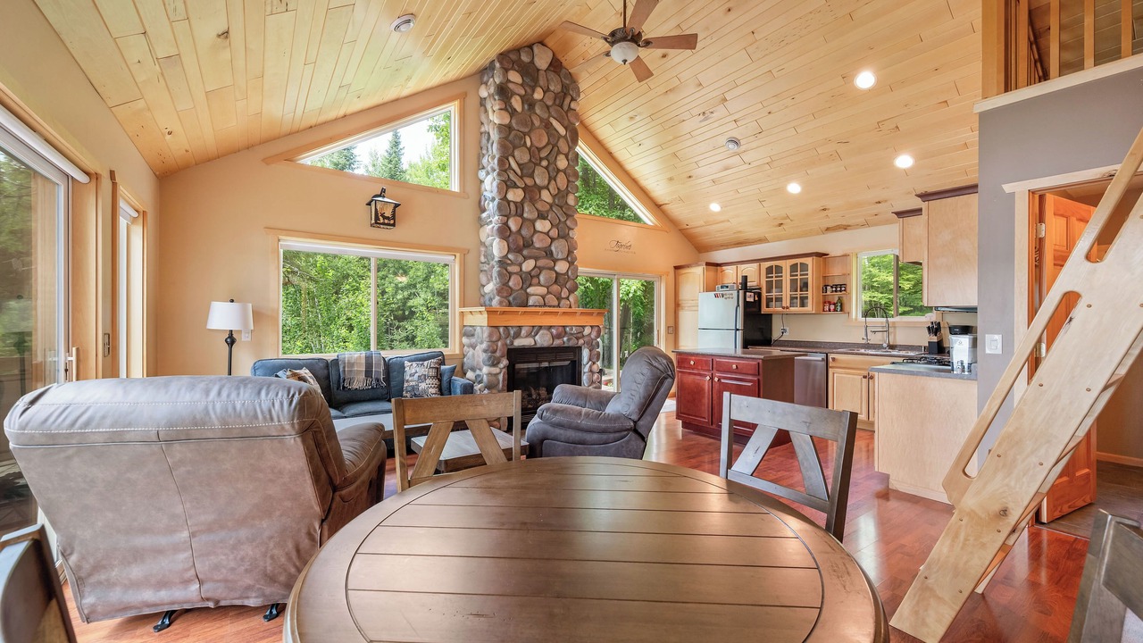 Photo of Livingroom in Bovey