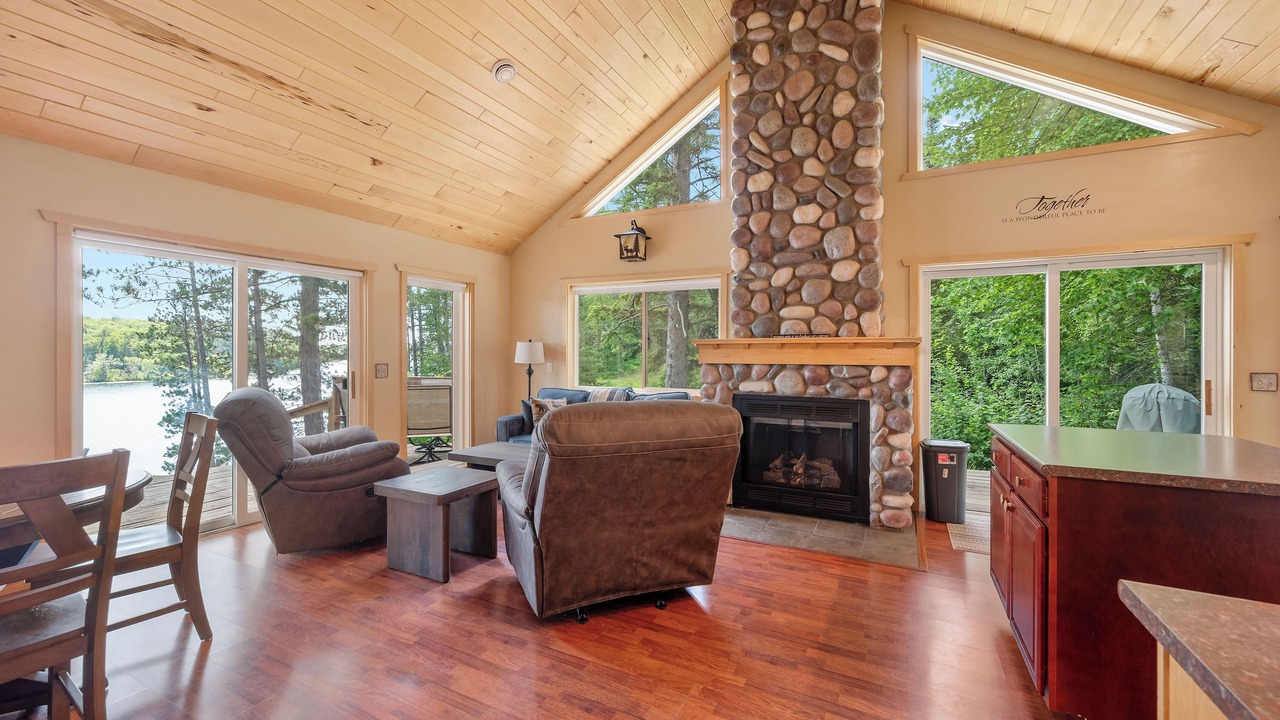 Photo of Livingroom in Bovey