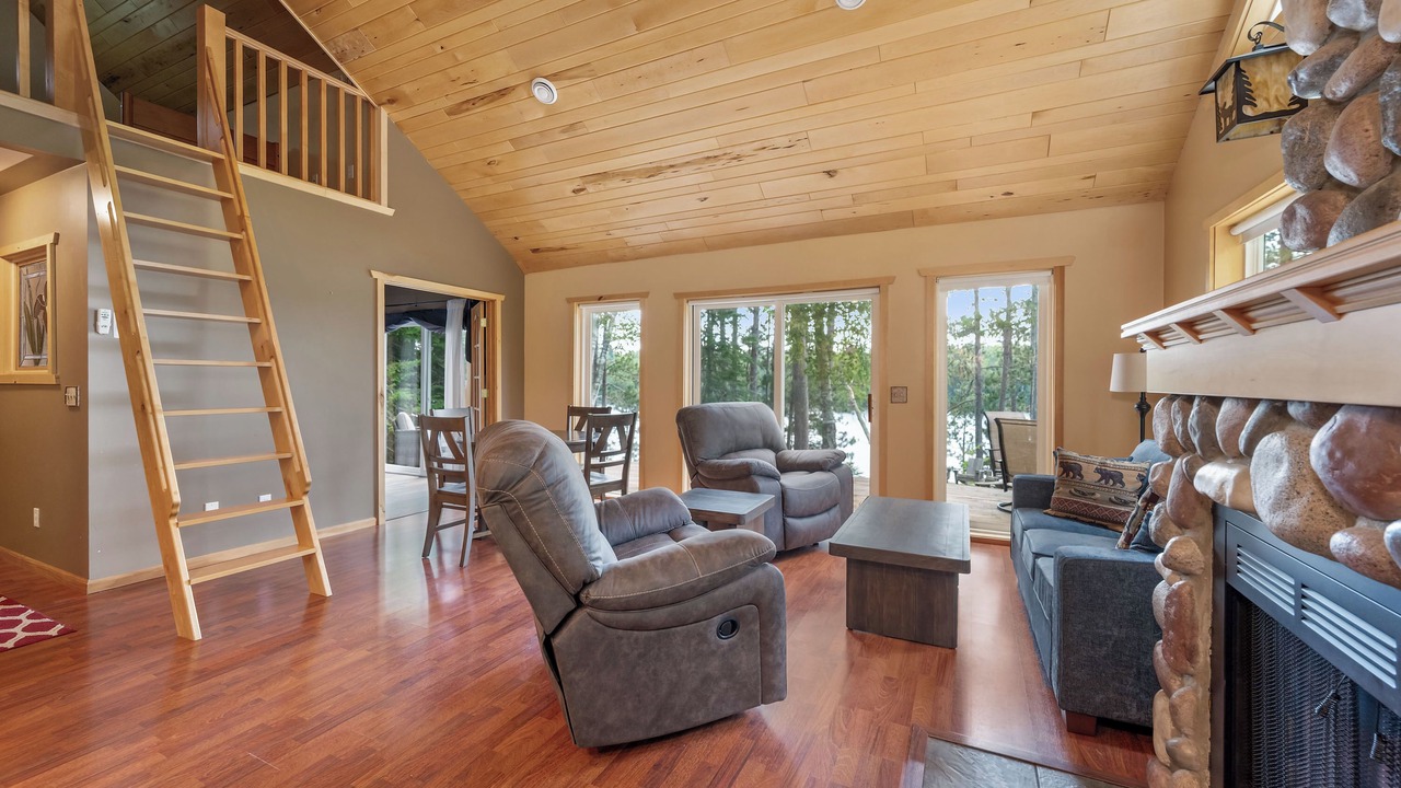 Photo of Livingroom in Bovey