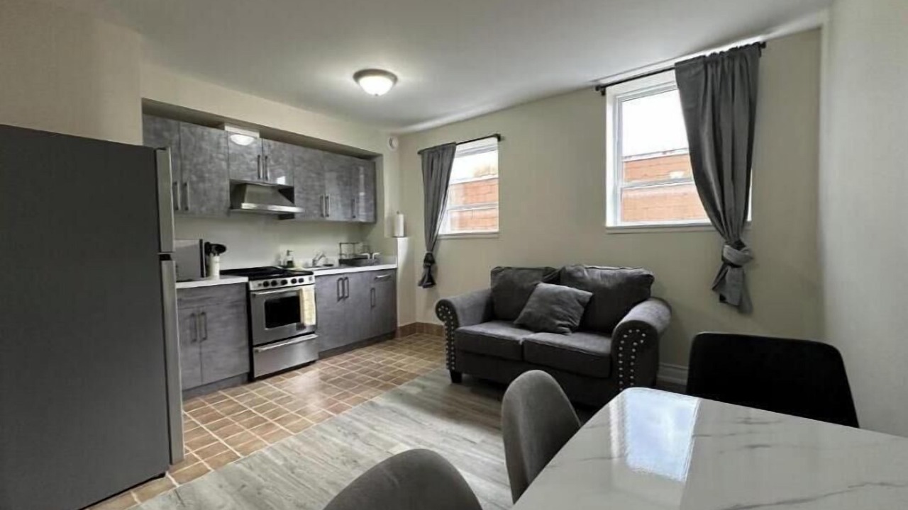Photo of Livingroom in Durham Region