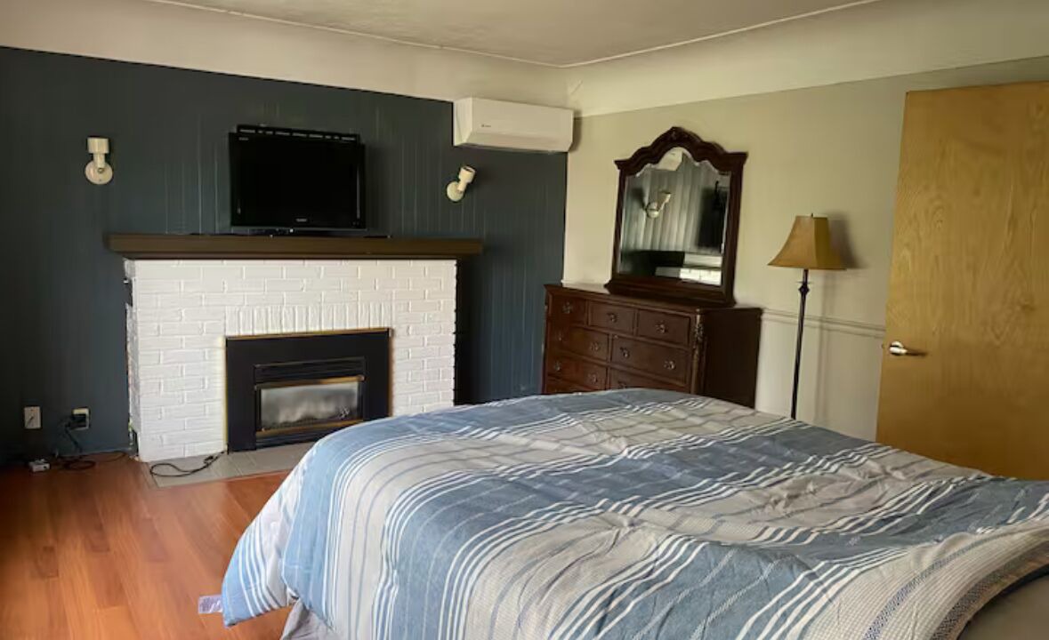 Photo of Bedroom in Mooretown