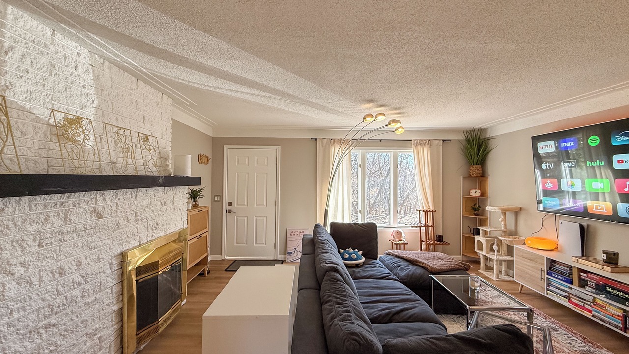 Photo of Livingroom in Burnsville