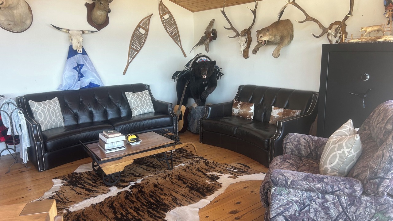 Photo of Livingroom in Havelock-Belmont-Methuen