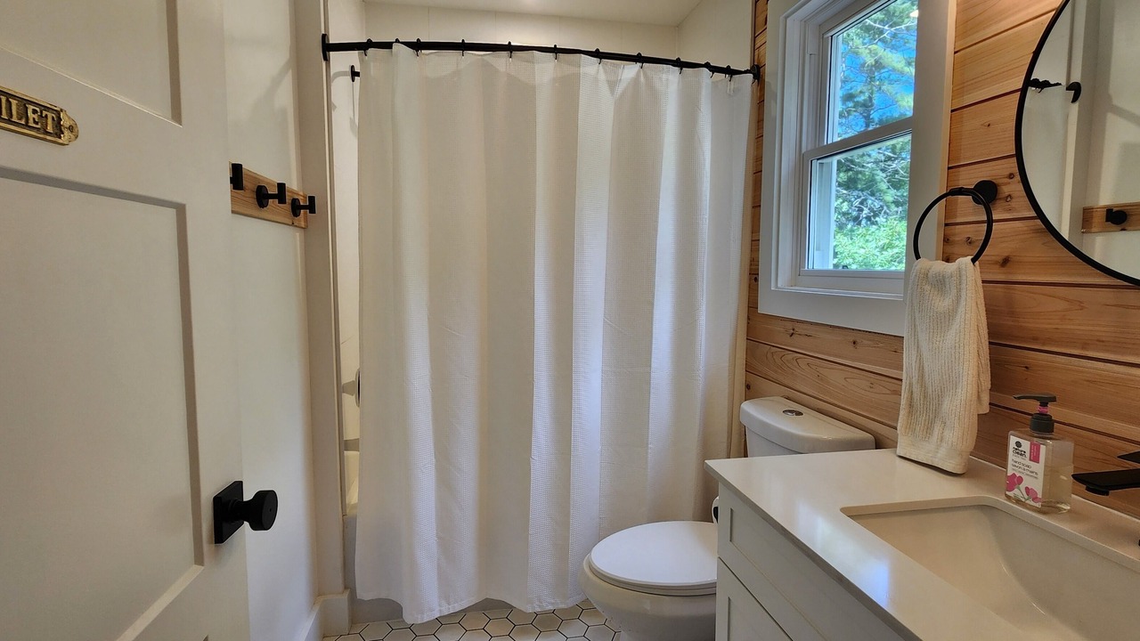 Photo of Bathroom in North Frontenac