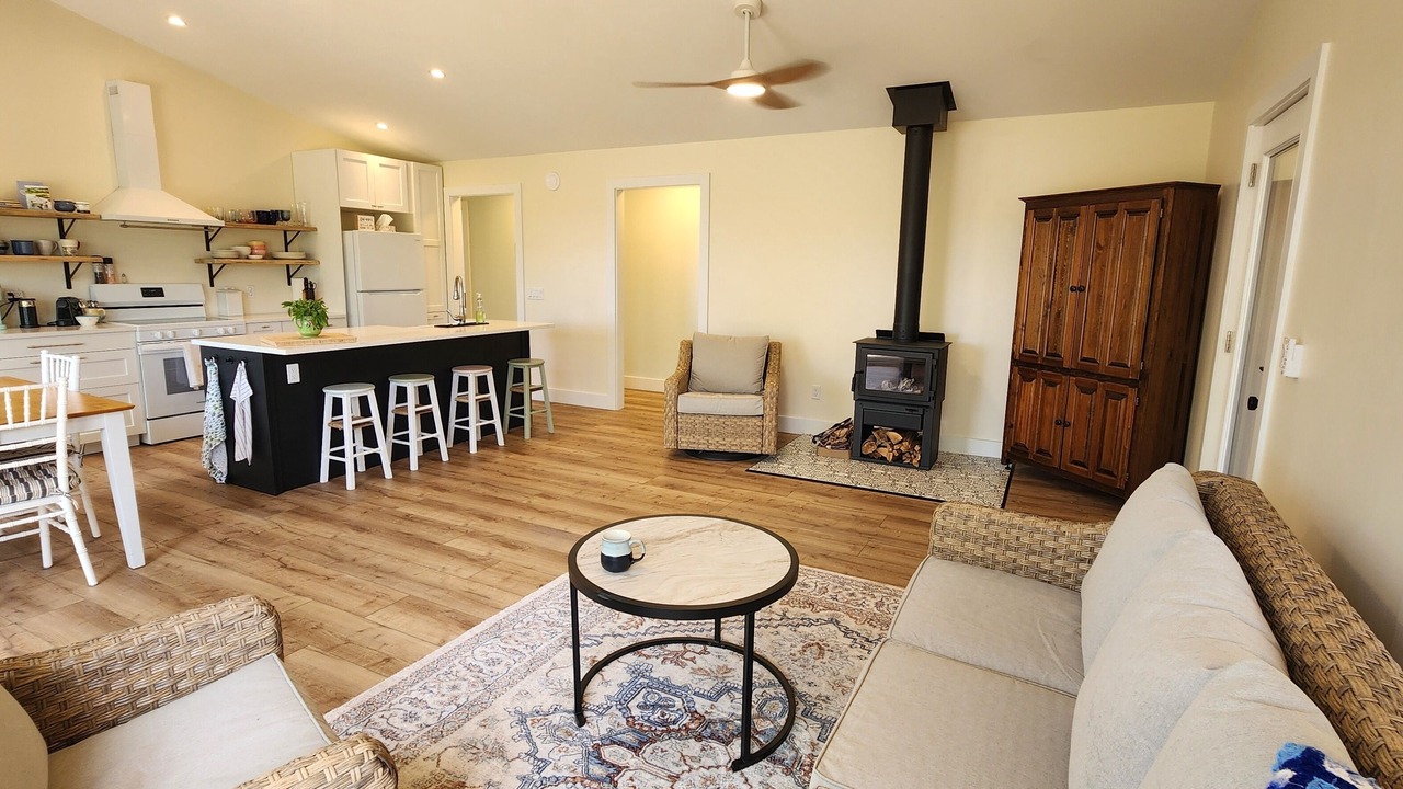 Photo of Livingroom in North Frontenac
