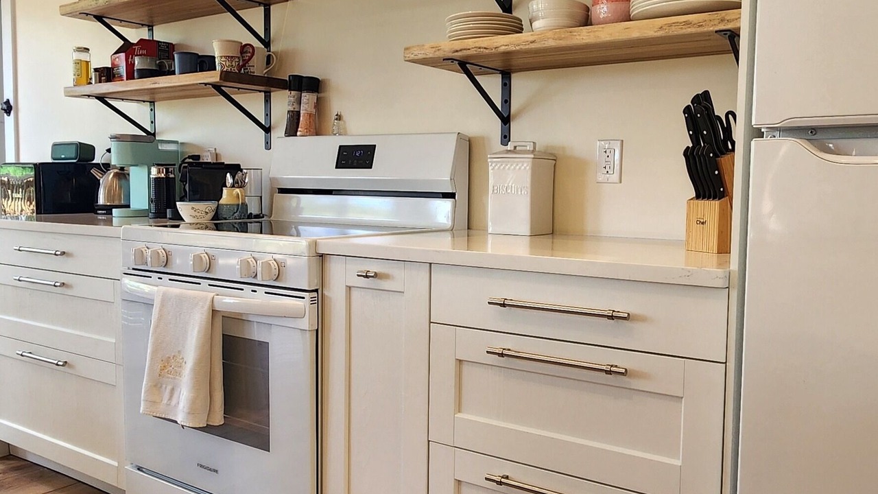 Photo of Kitchen in North Frontenac