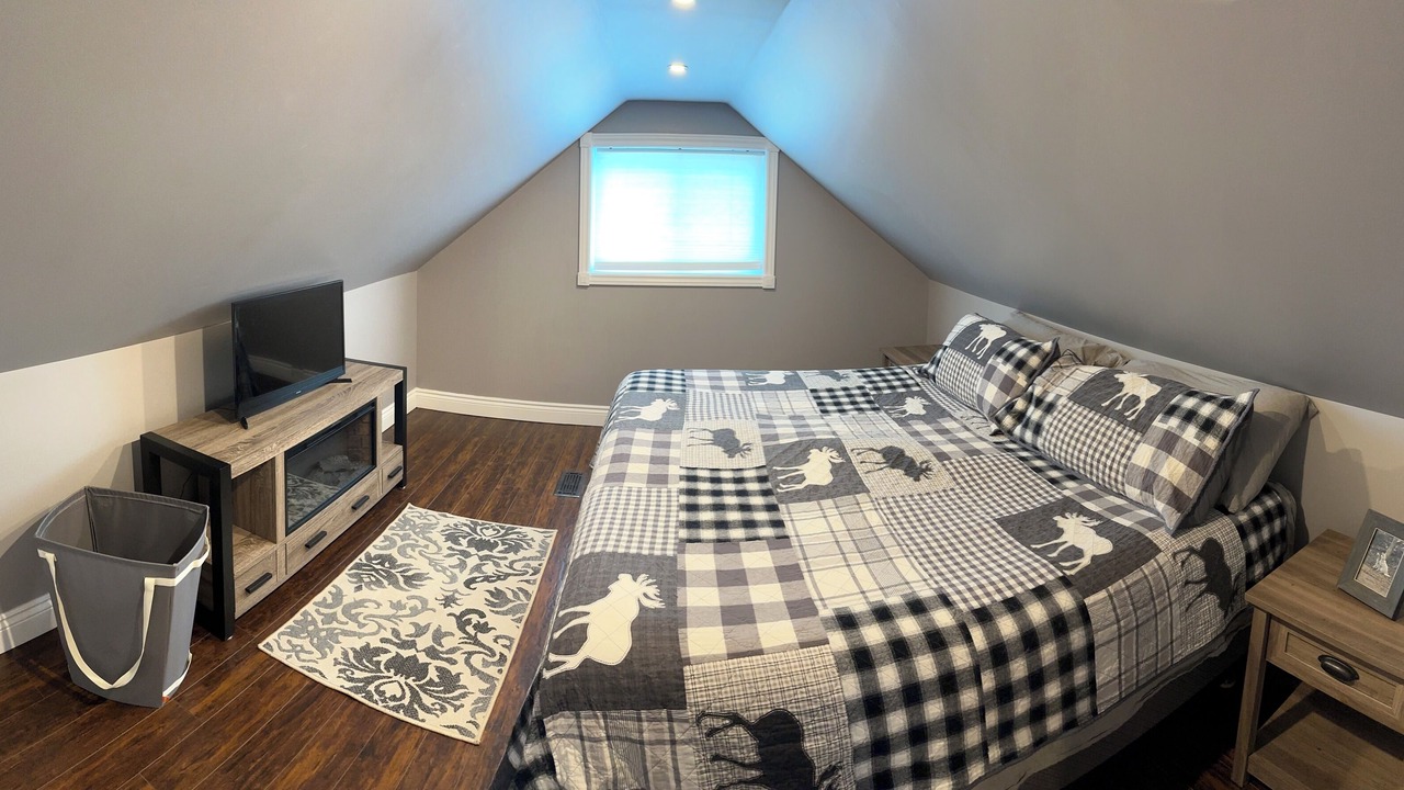 Photo of Bedroom in Timmins