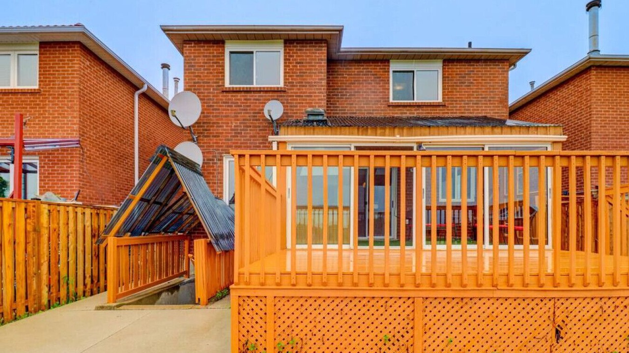 Photo of Outdoor in East Credit