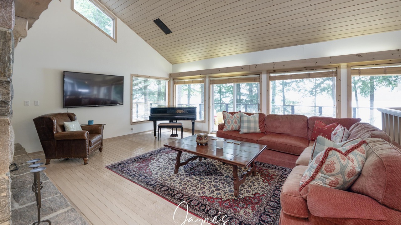 Photo of Bedroom in Port Carling