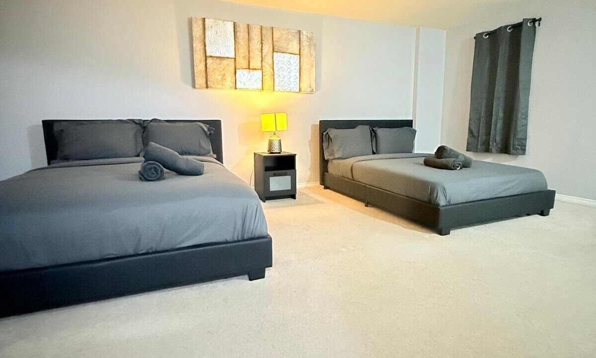 Photo of Bedroom in Erin Mills
